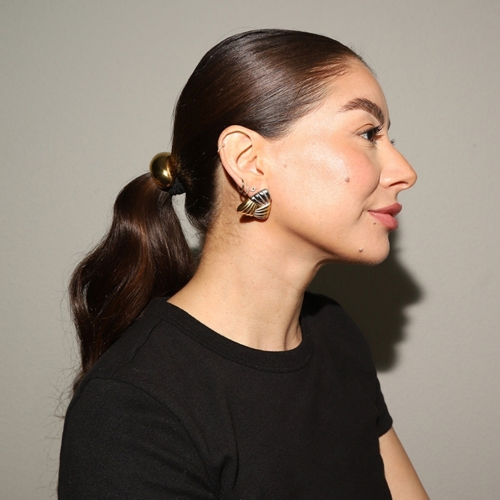 Nwt Non Tarnish Triangle Earrings Heaven Mayhem Inspired - Picture 2 of 6